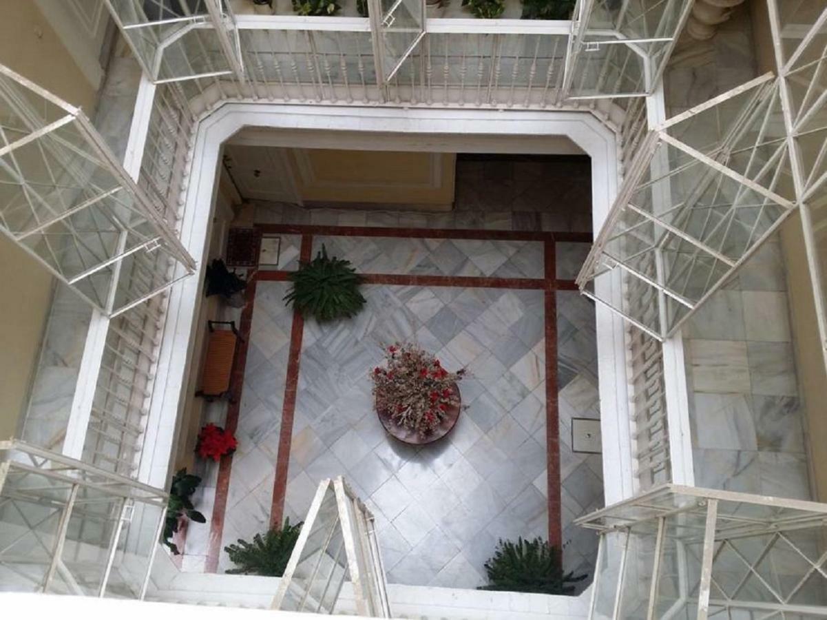 Апартаменты La Casa De Maria Castana Севилья Экстерьер фото